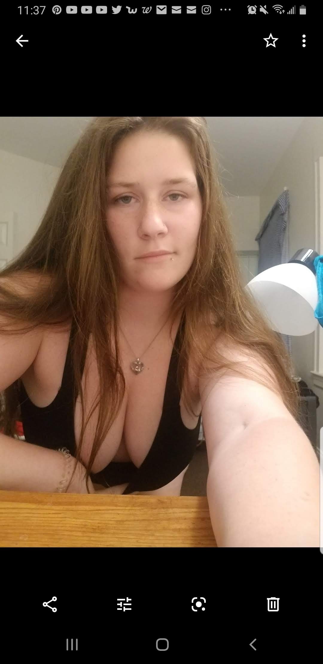 Sexylexi(12%) 😈🍑🍑