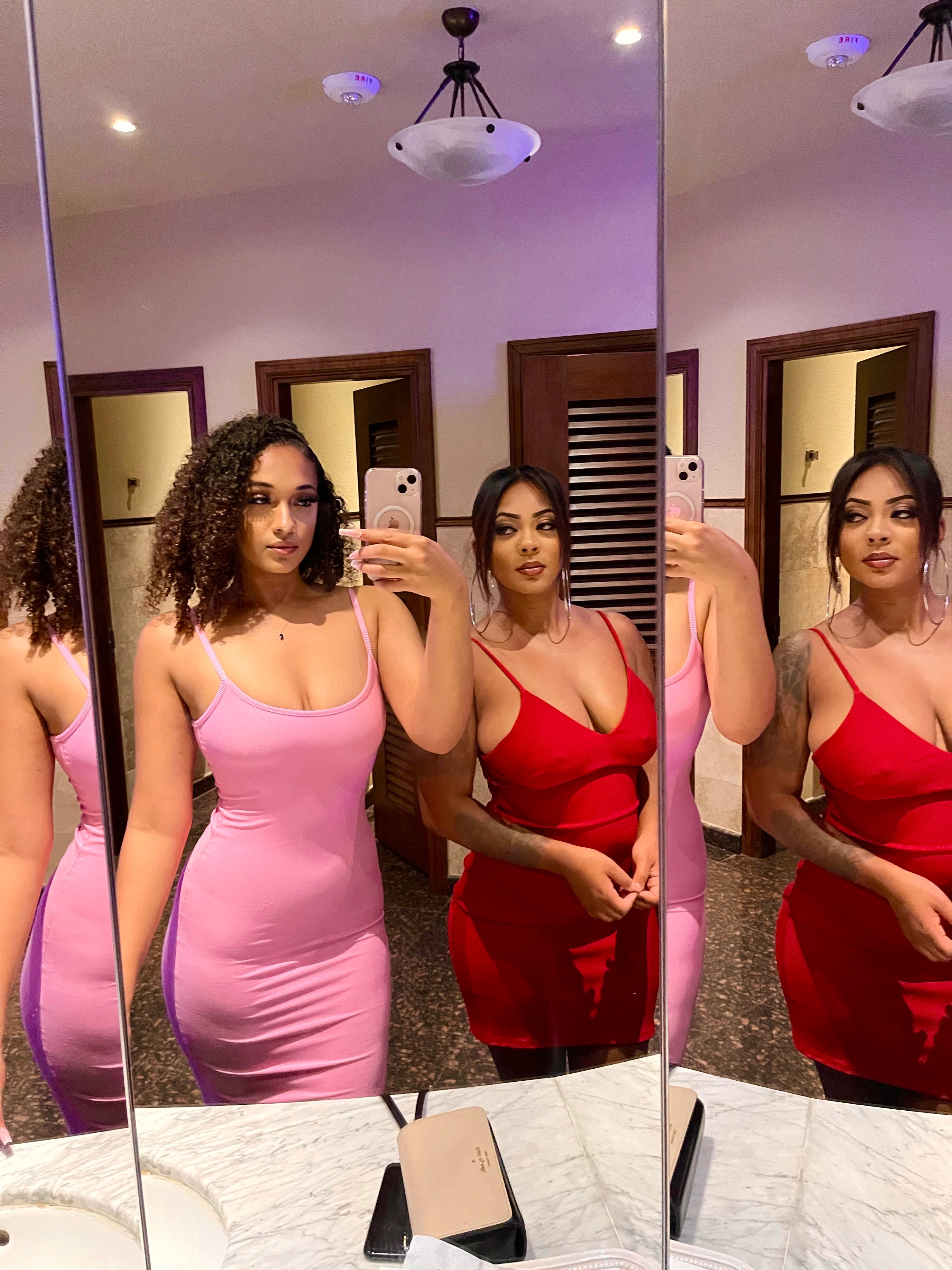 chloë &amp; chey