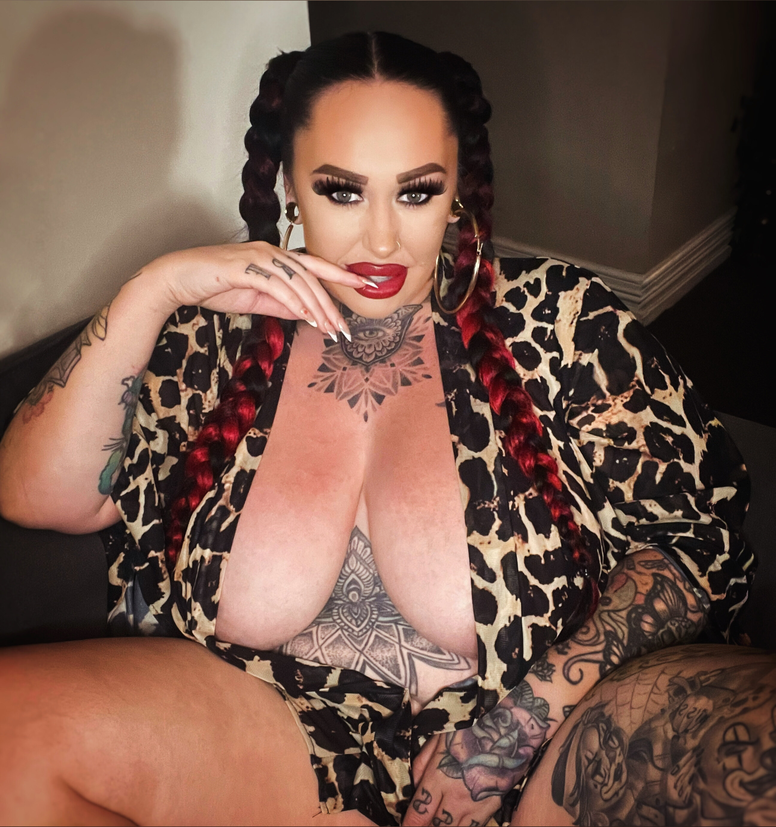 Curvy Mack