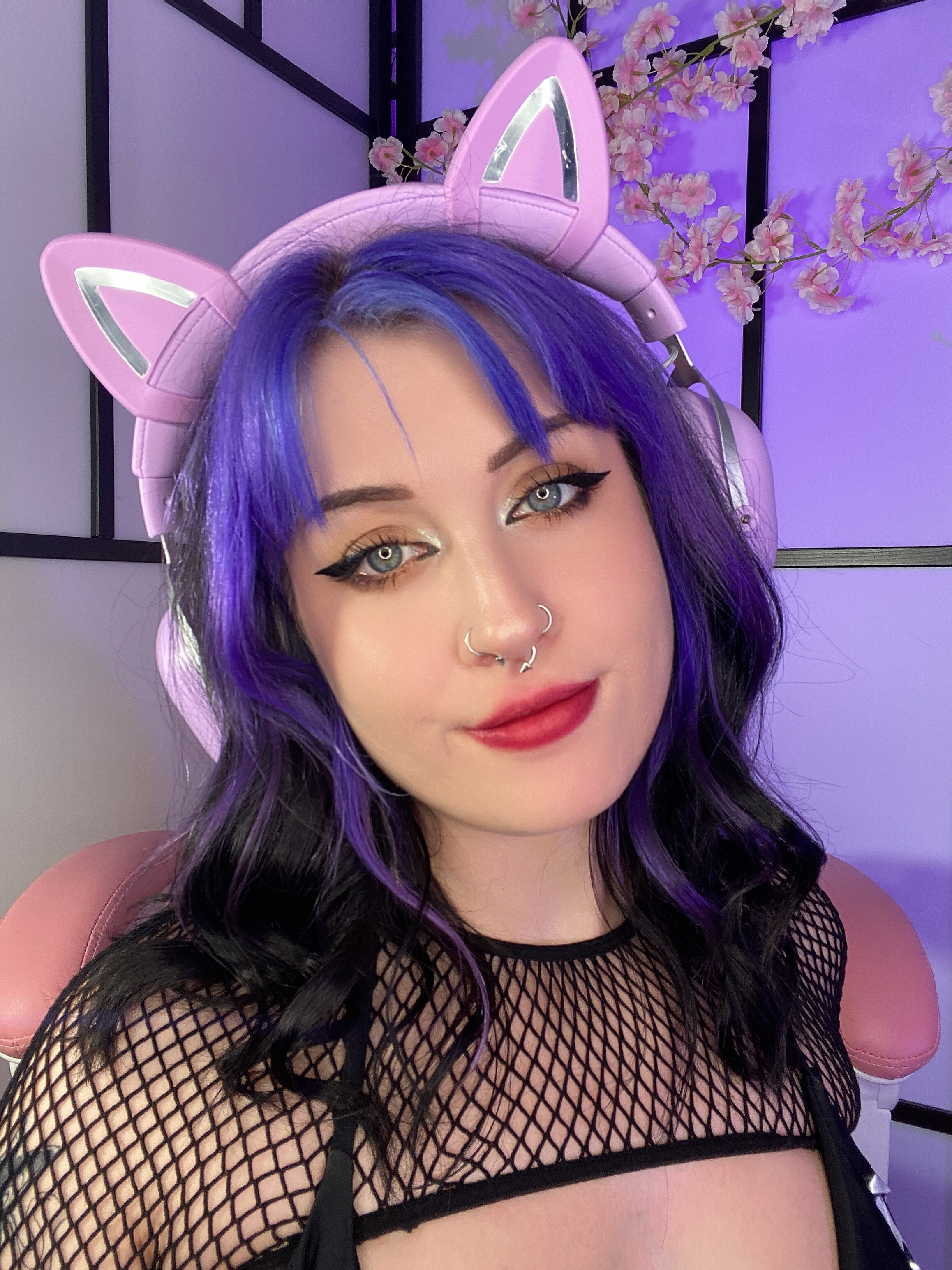 𝐿𝓊𝓃𝒶 𝐸𝓁𝒾𝓈𝑒 🌙  big ass, bigger heart