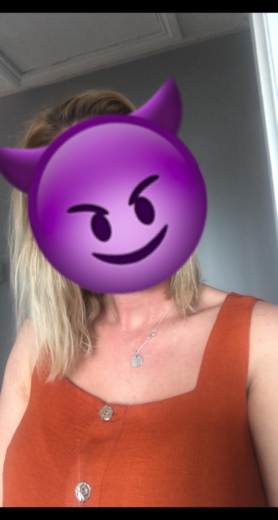 🍑🍒🐱🦶