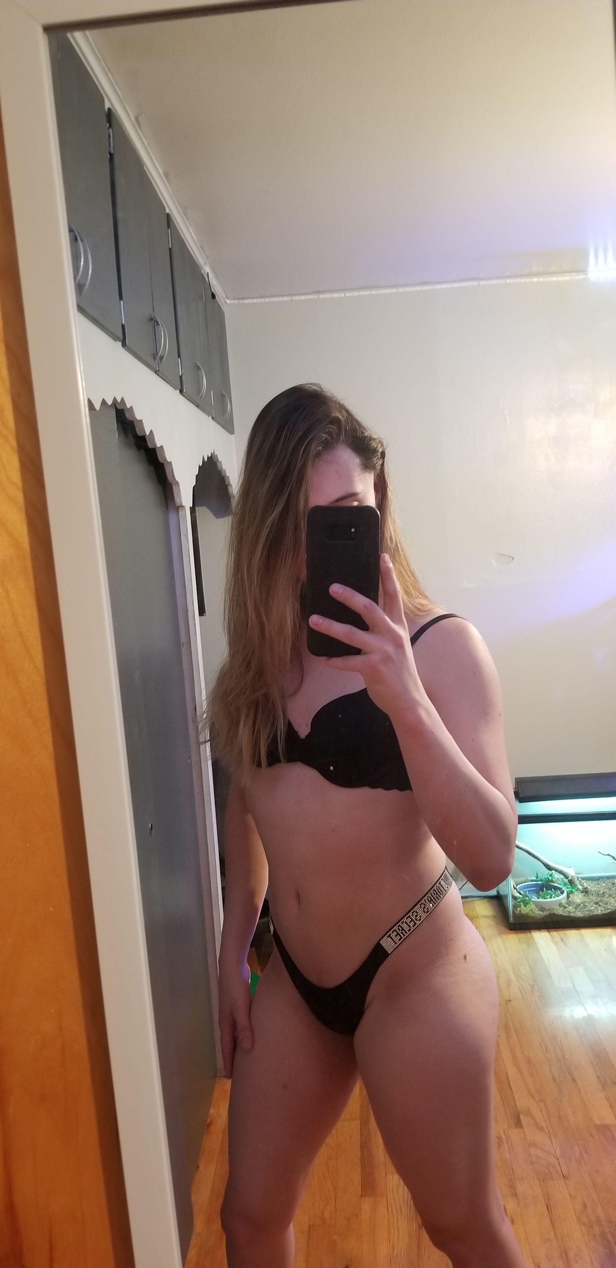 NoBootyBimbo
