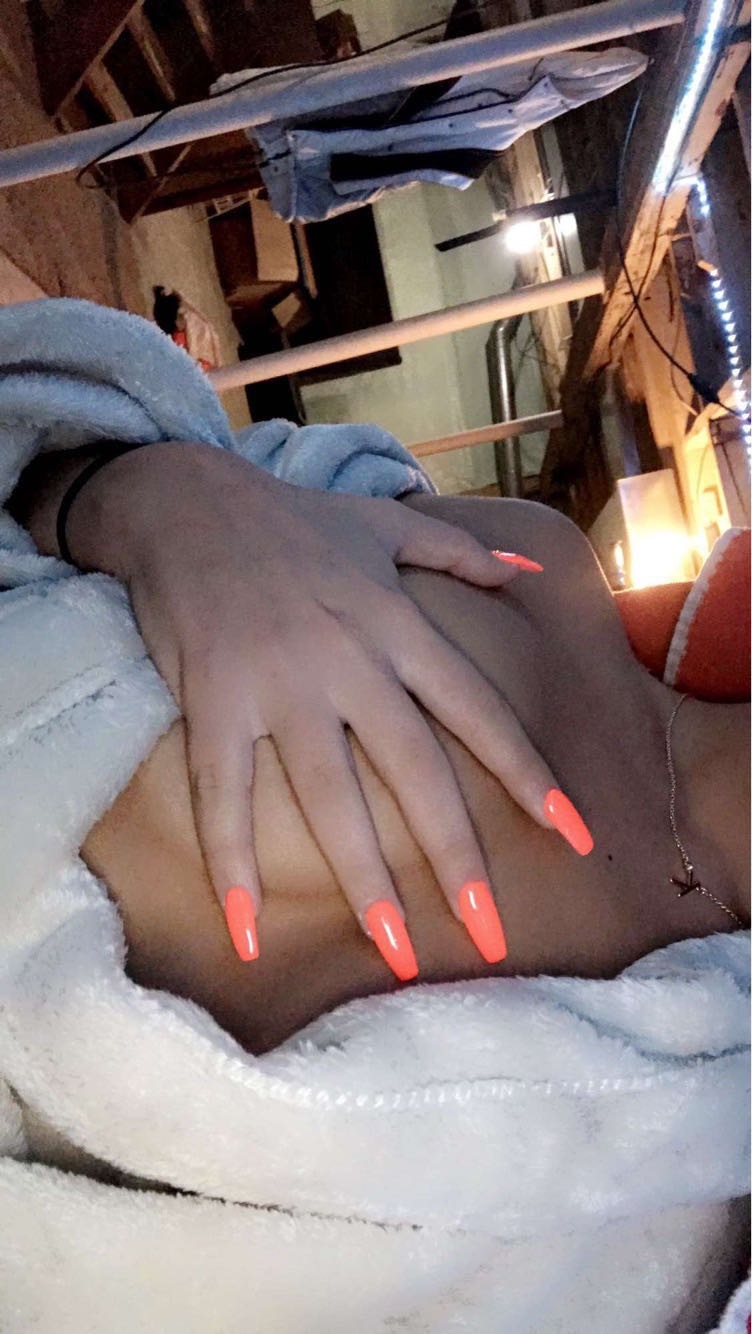 M🌸