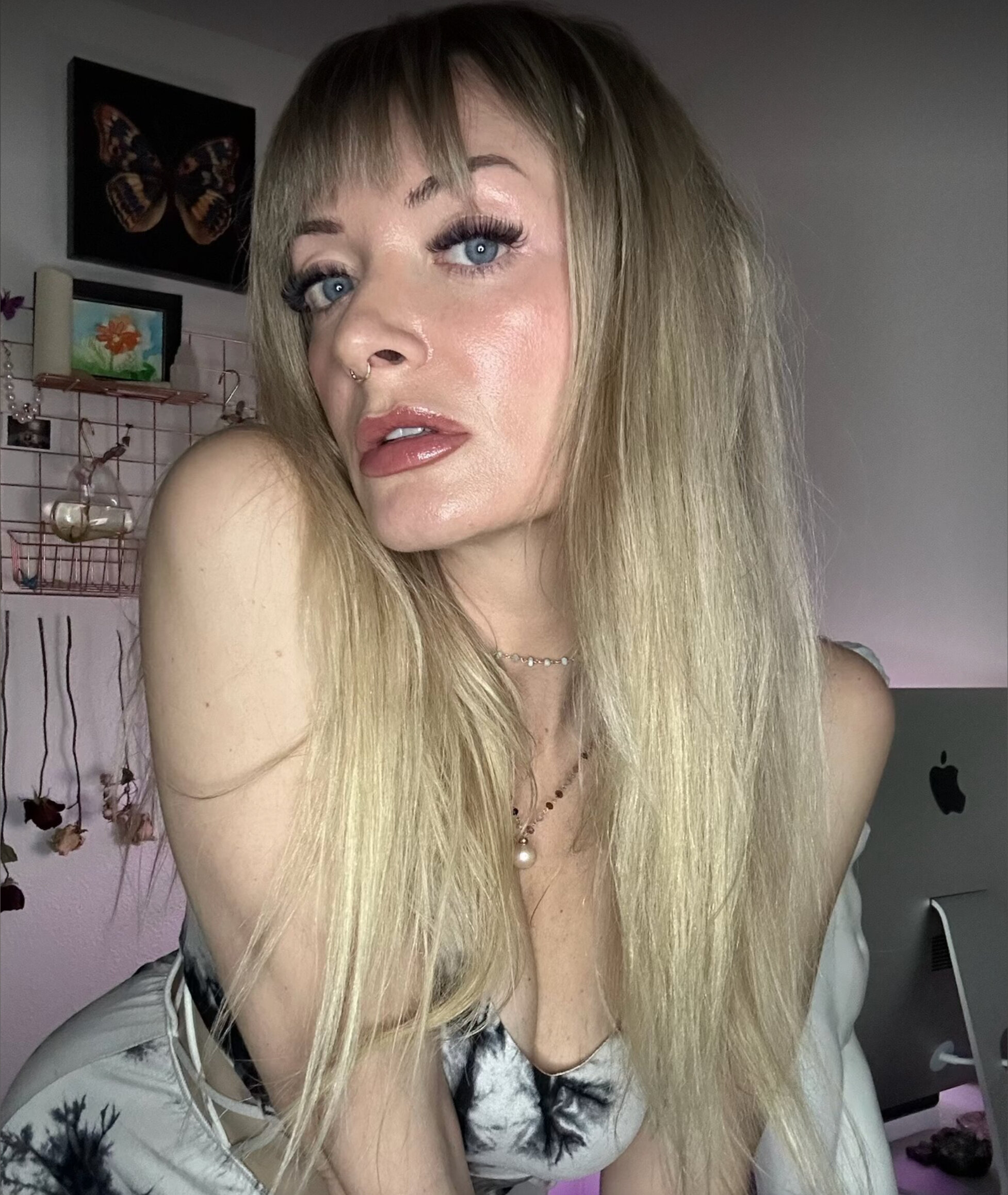 goddess roxie