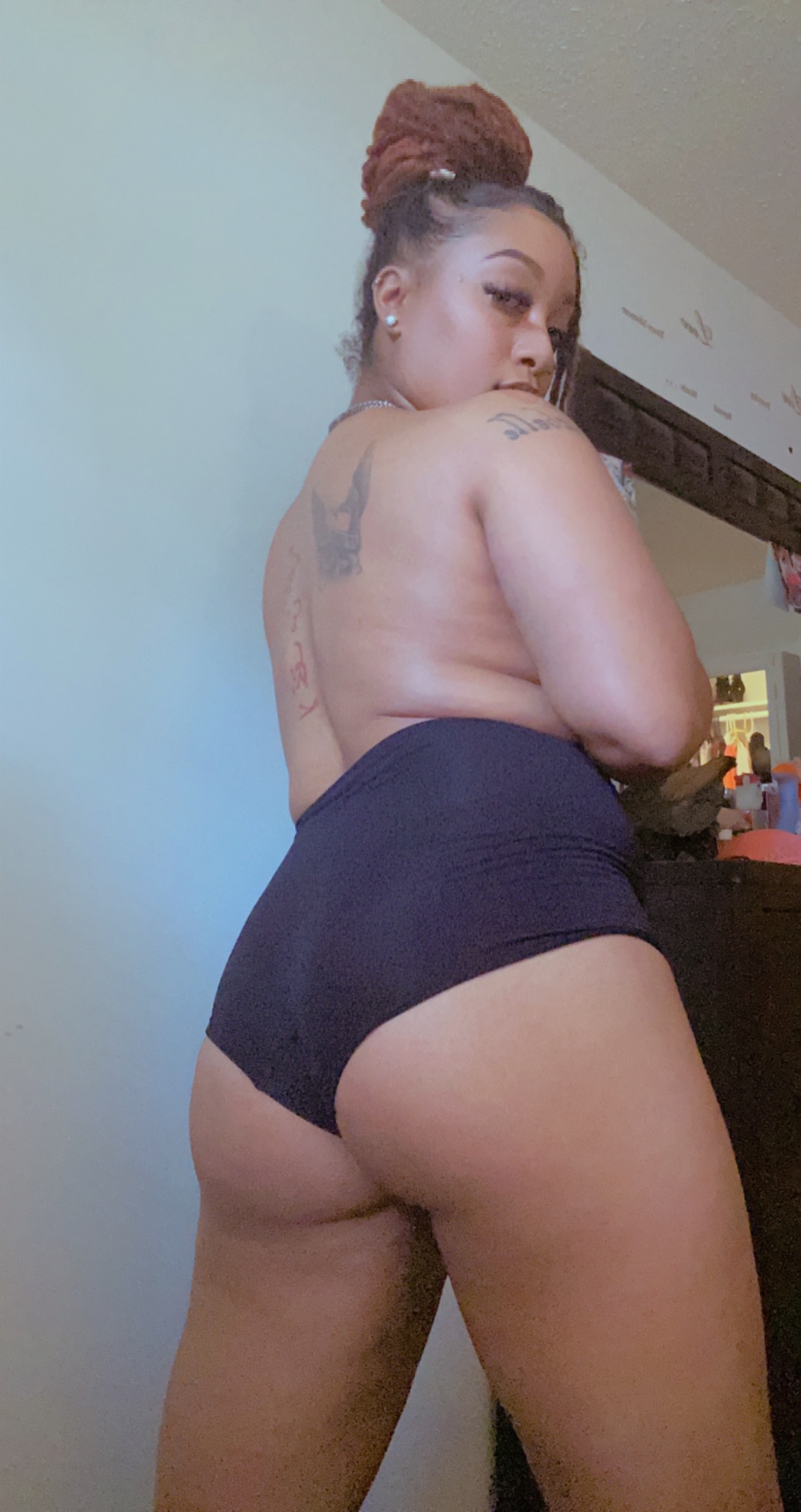 Lay